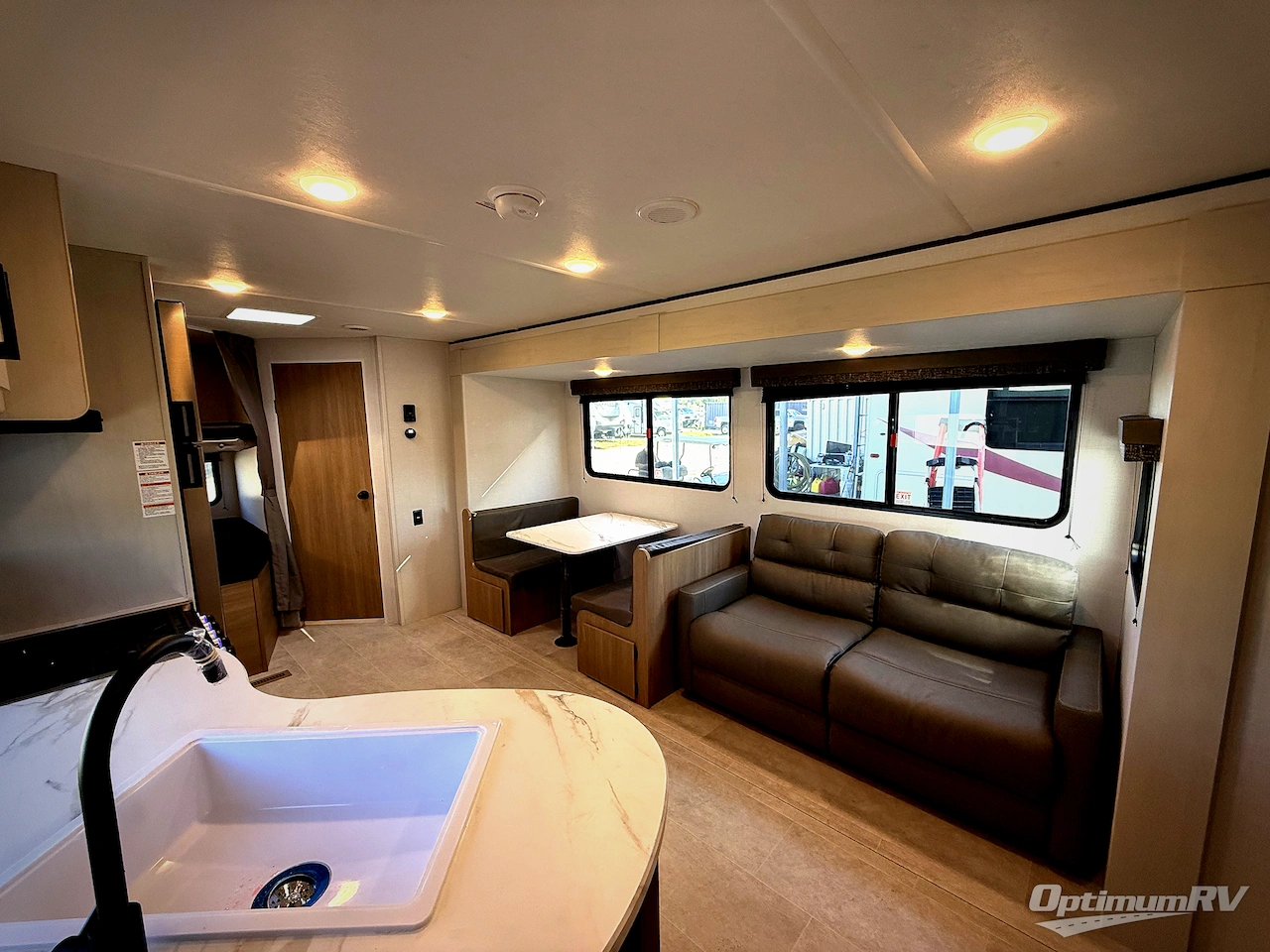 2026 Dutchmen Aspen Trail LE 26BH Photo 4