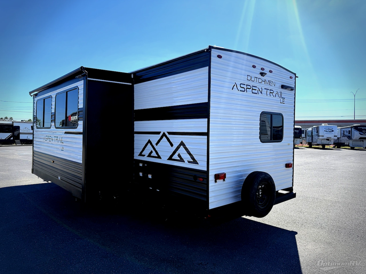 2026 Dutchmen Aspen Trail LE 26BH Photo 3