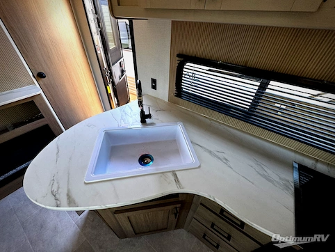 2026 Dutchmen Aspen Trail LE 26BH RV Photo 2