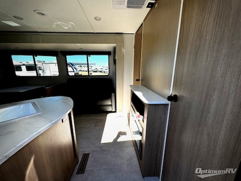 2026 Dutchmen Aspen Trail LE 26BH RV Photo 2