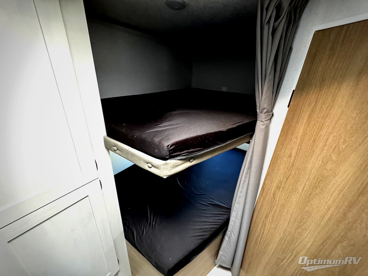 2026 Dutchmen Aspen Trail LE 26BH Photo 6