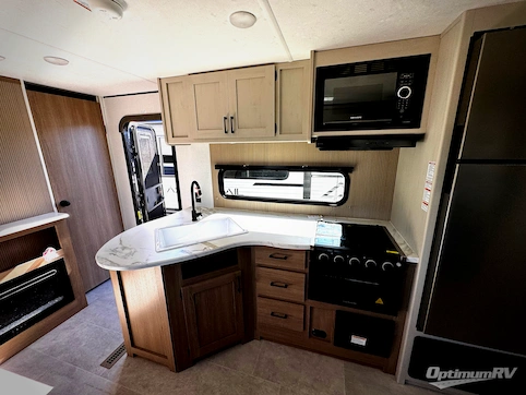 2026 Dutchmen Aspen Trail LE 26BH RV Photo 3