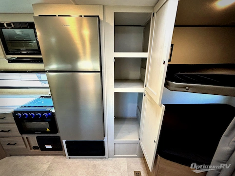 2026 Dutchmen Aspen Trail LE 26BH RV Photo 3