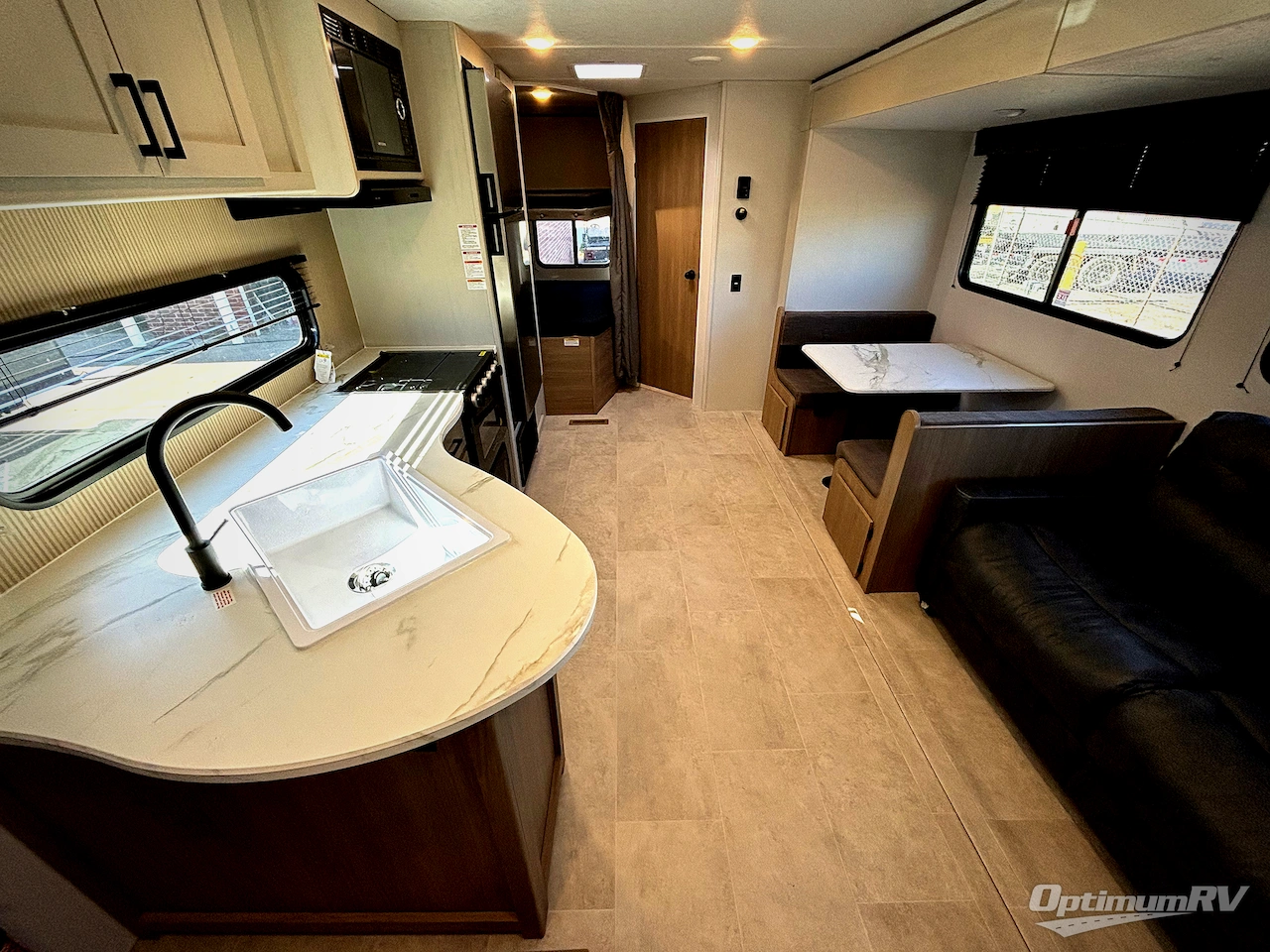 2026 Dutchmen Aspen Trail LE 26BH Photo 4