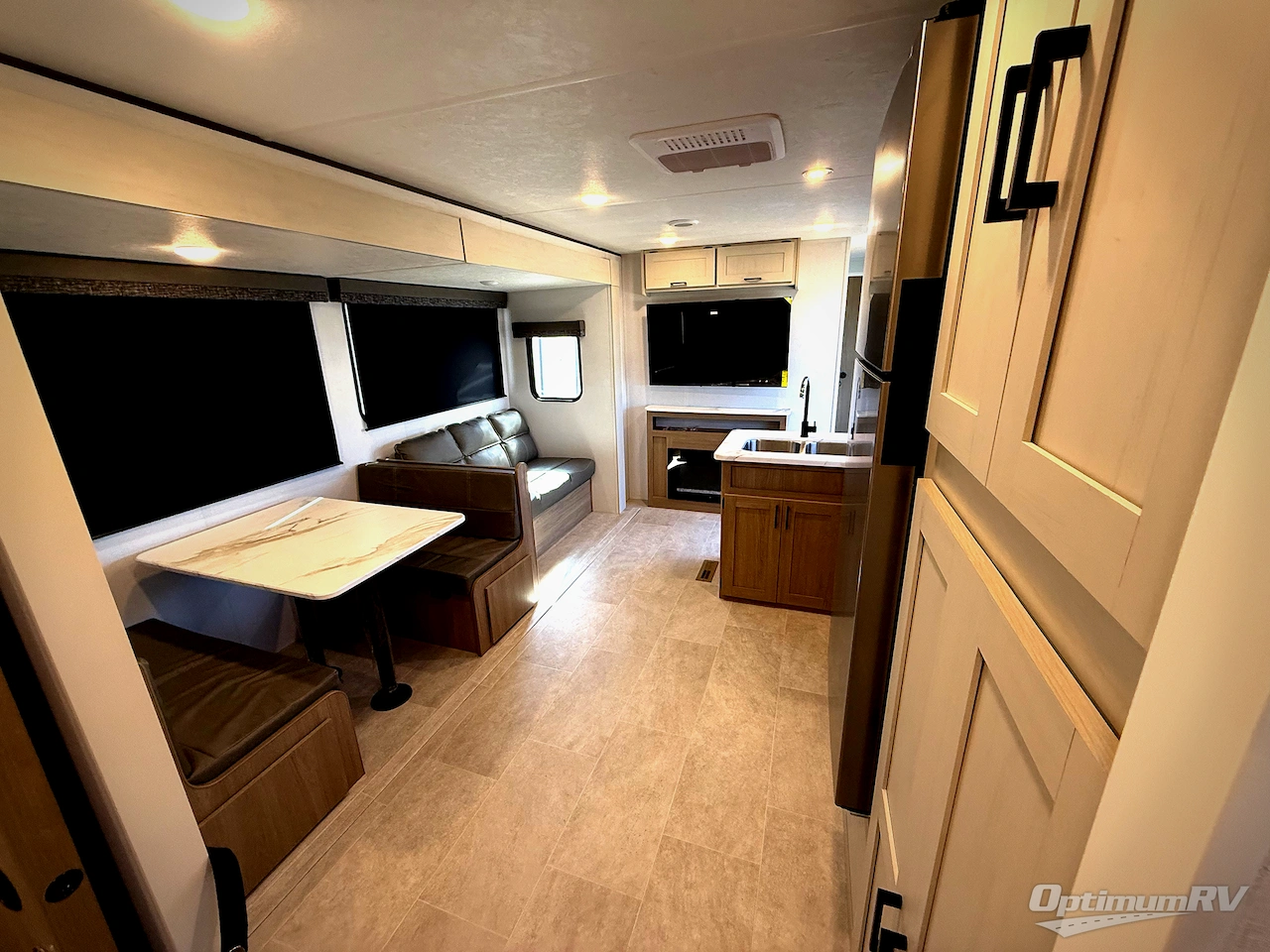 2026 Dutchmen Aspen Trail 38DS Photo 16