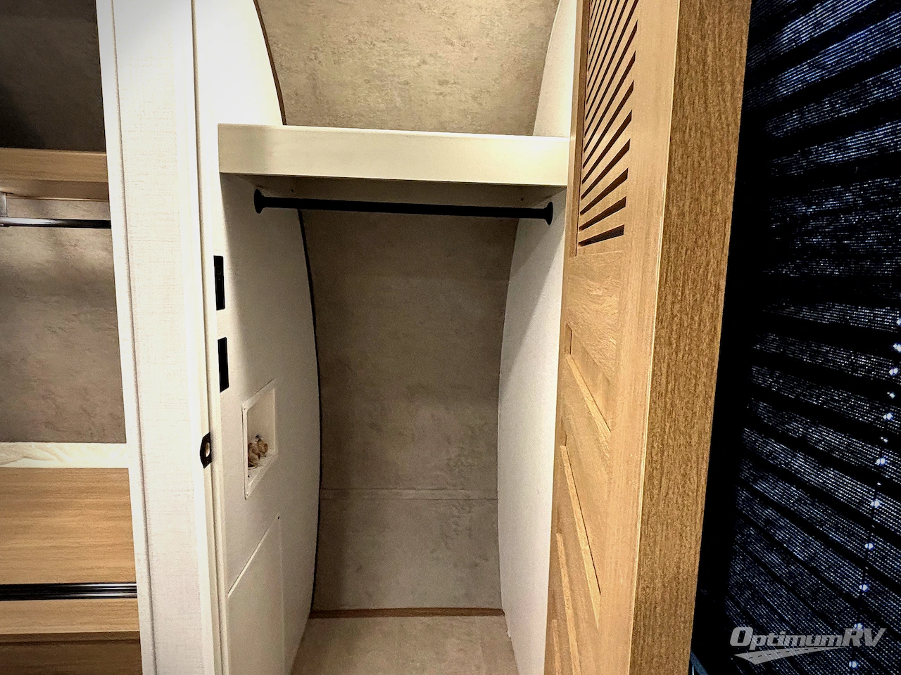 2026 Dutchmen Aspen Trail 38DS Photo 14