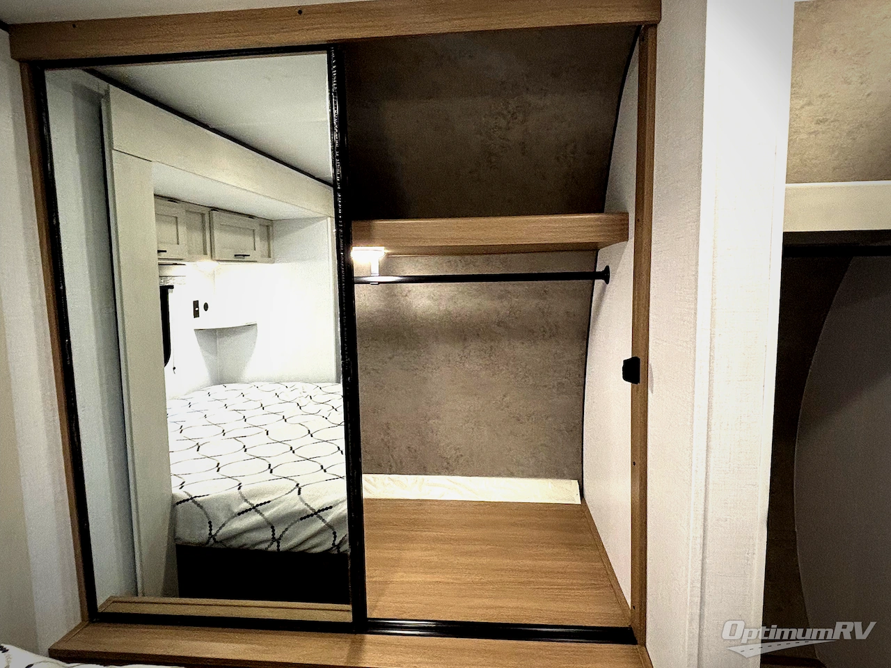 2026 Dutchmen Aspen Trail 38DS Photo 15