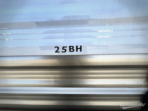 2019 Dutchmen Aspen Trail 25BH RV Photo 2