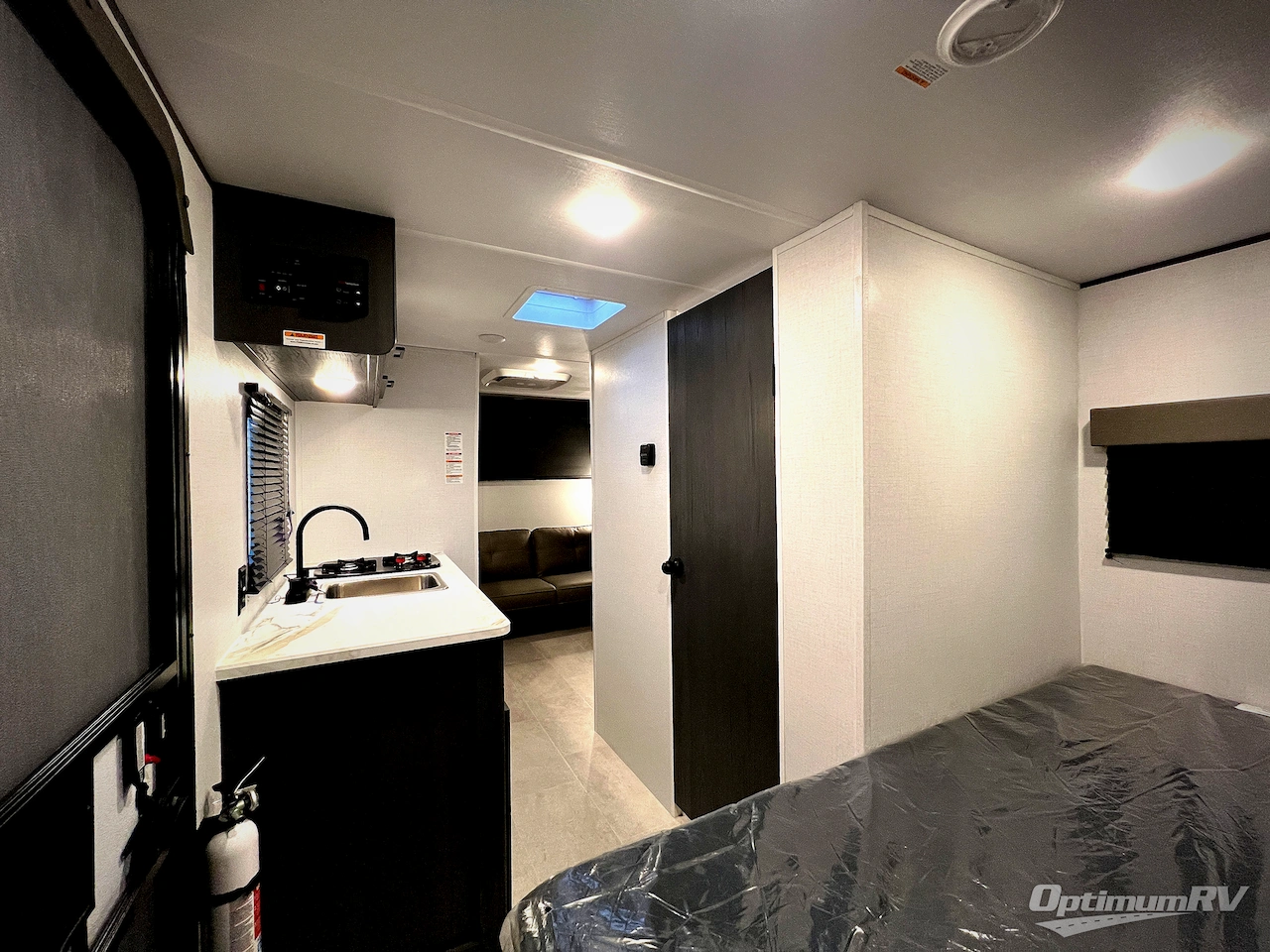 2026 Dutchmen Aspen Trail Mini 17QB Photo 5