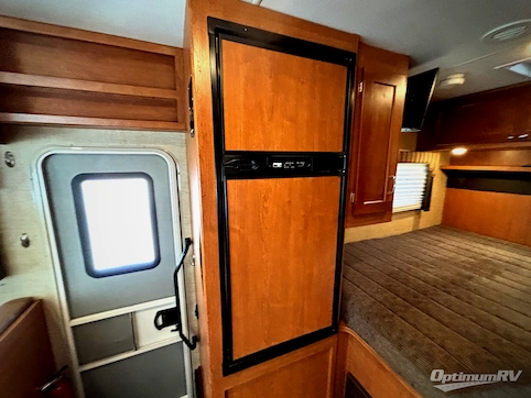 2017 Winnebago Spirit 25B RV Photo 4