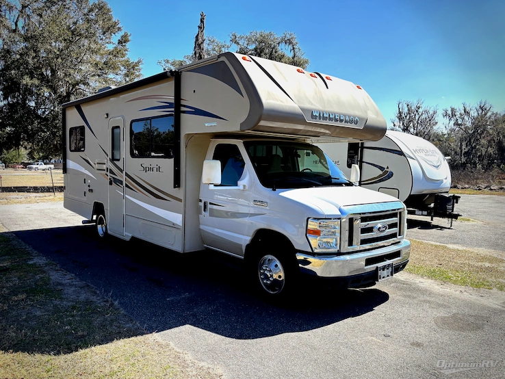 2017 Winnebago Spirit 25B RV Photo 1