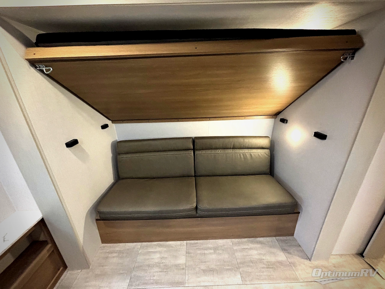 2026 Dutchmen Aspen Trail 3310BHS Photo 15