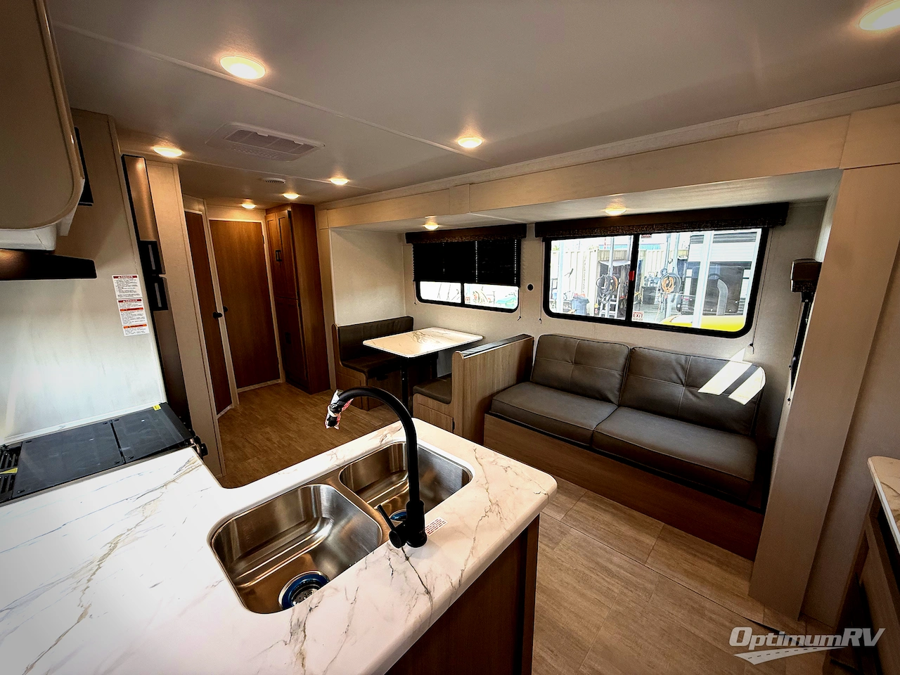 2026 Dutchmen Aspen Trail 3225FBS Photo 4