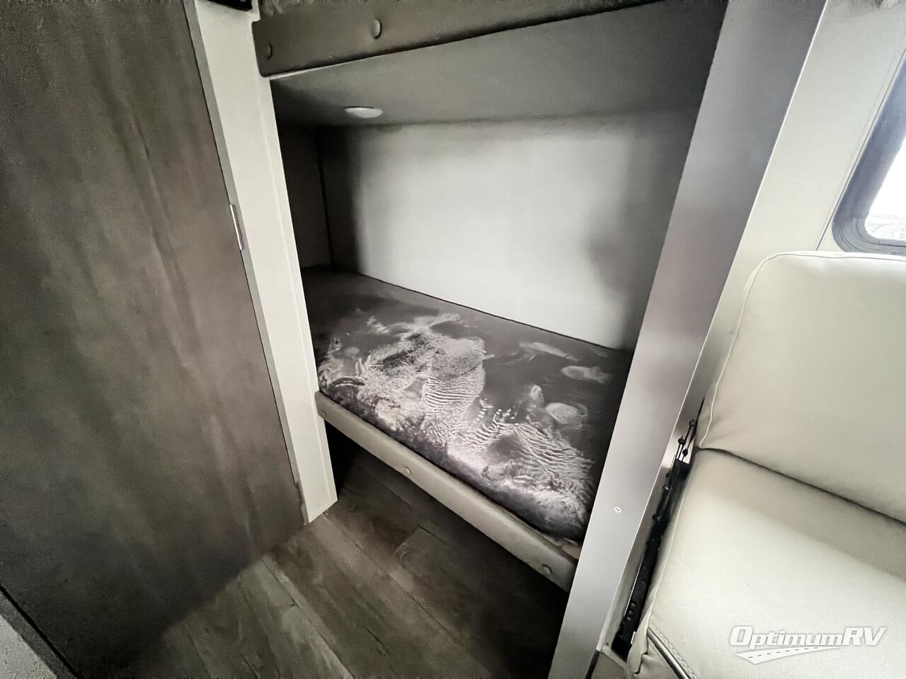 2026 Coachmen Catalina Summit Series 7 164BHX Photo 13