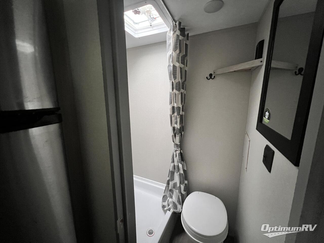 2026 Coachmen Catalina Summit Series 7 164BHX Photo 18