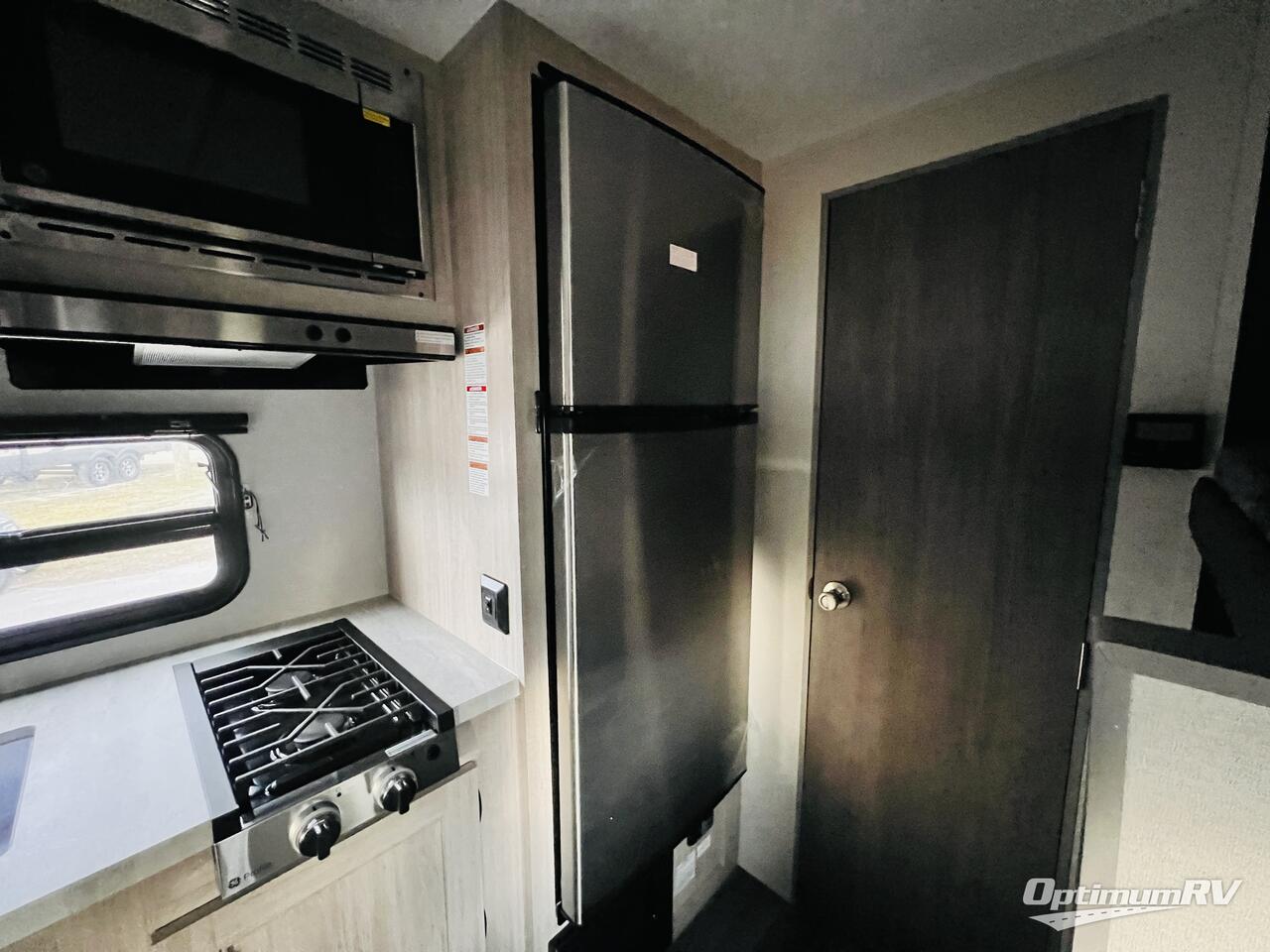 2026 Coachmen Catalina Summit Series 7 164BHX Photo 12
