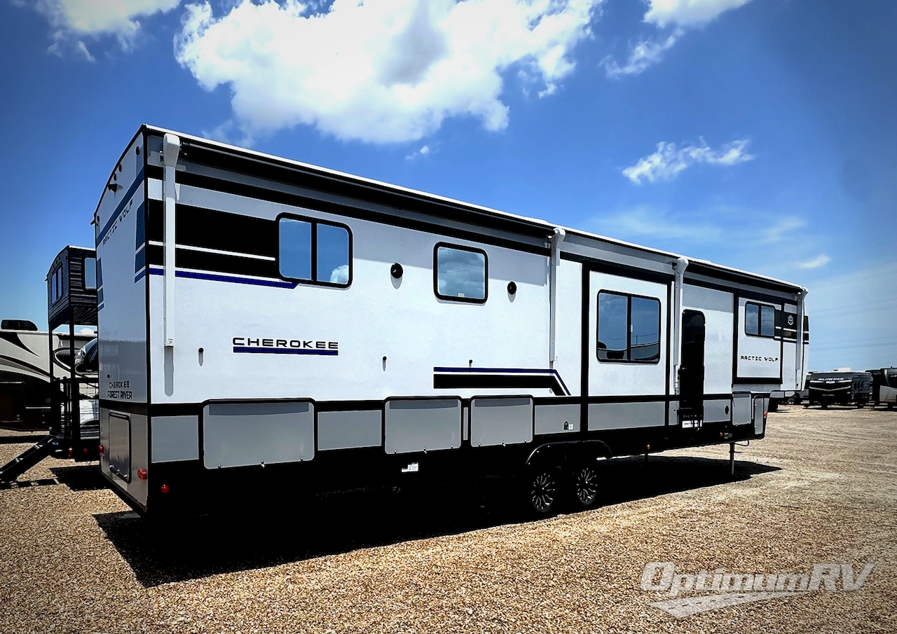 2027 Forest River Cherokee Arctic Wolf 3950SUITE Photo 2