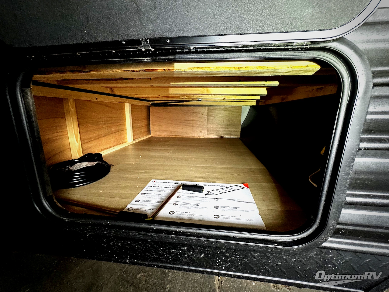 2026 Forest River Cherokee Wolf Pup 16BHSW Photo 10