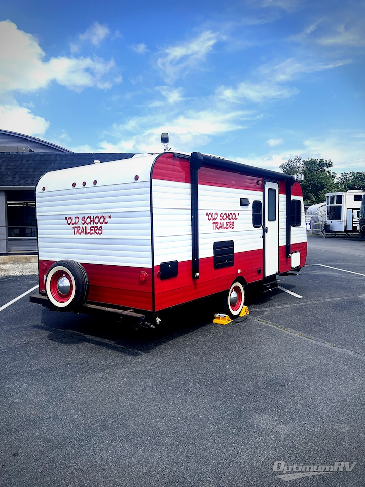 2022 Old School Trailers Old School Trailers 821 Photo 2
