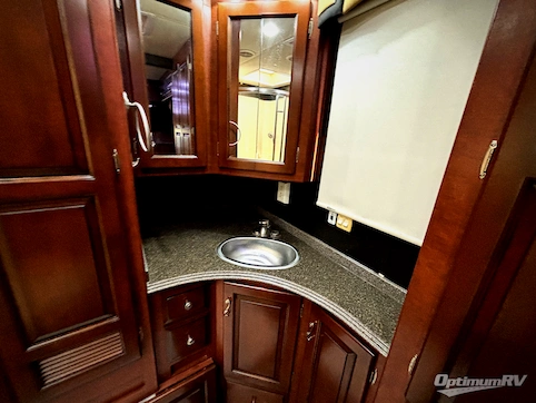 2012 Newmar Ventana LE 3862 RV Photo 4