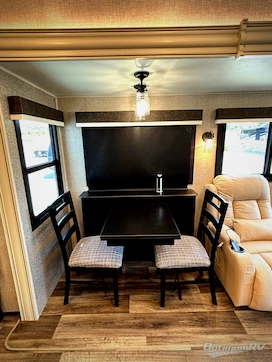 2022 Jayco North Point 310RLTS RV Photo 3
