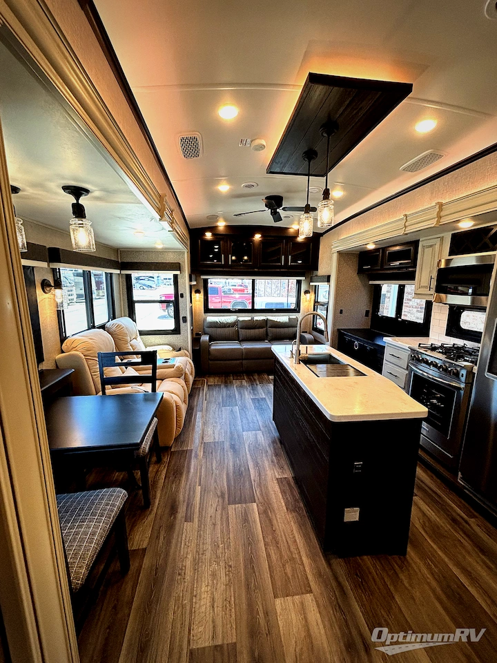 2022 Jayco North Point 310RLTS Photo 6