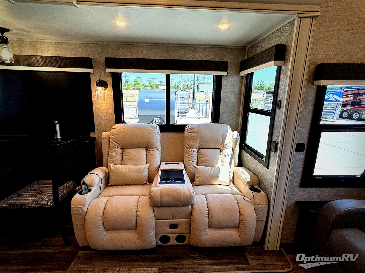 2022 Jayco North Point 310RLTS Photo 16