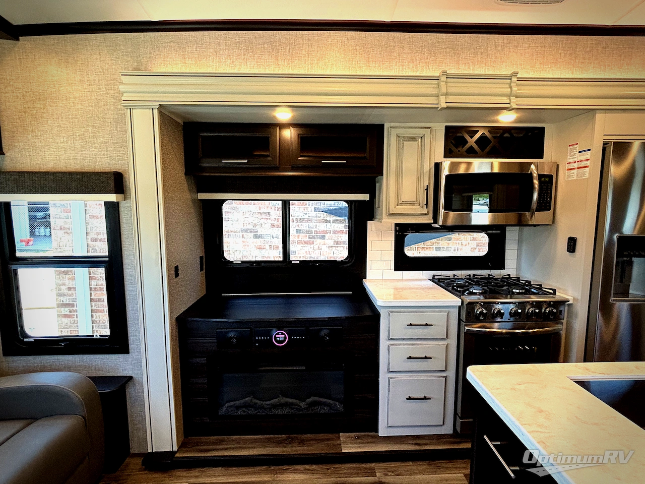 2022 Jayco North Point 310RLTS Photo 18