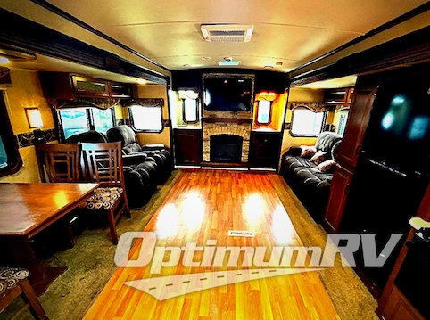 2015 Jayco Eagle 338RETS RV Photo 4