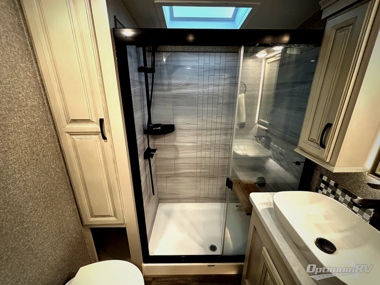 2023 Jayco North Point 310RLTS Photo 14