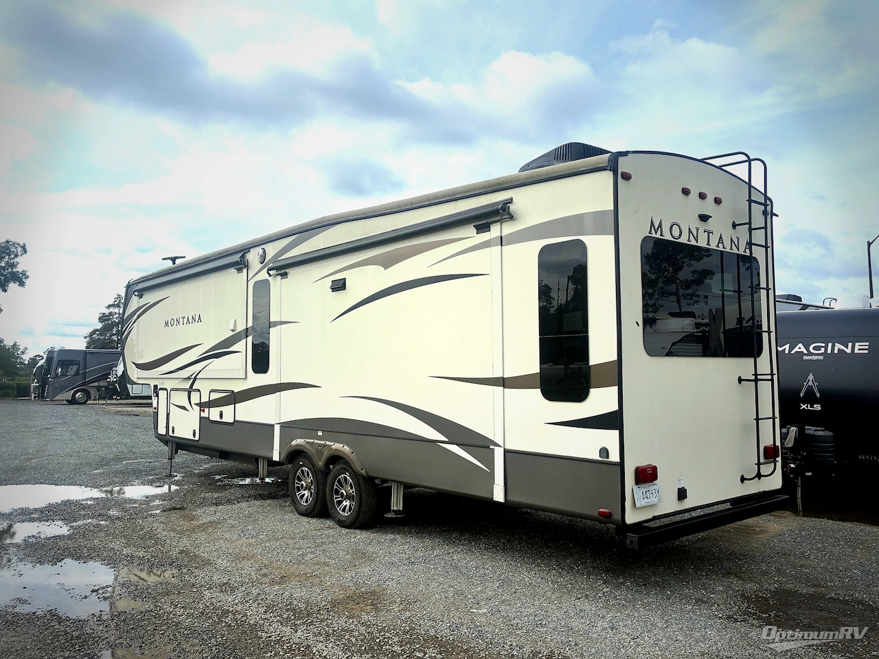 2018 Keystone Montana 3721RL Photo 3