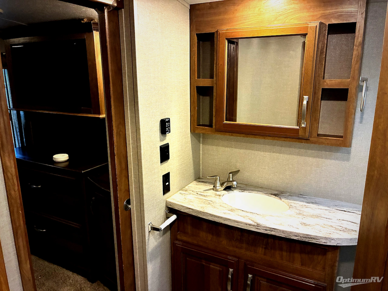 2018 Keystone Montana 3721RL Photo 20