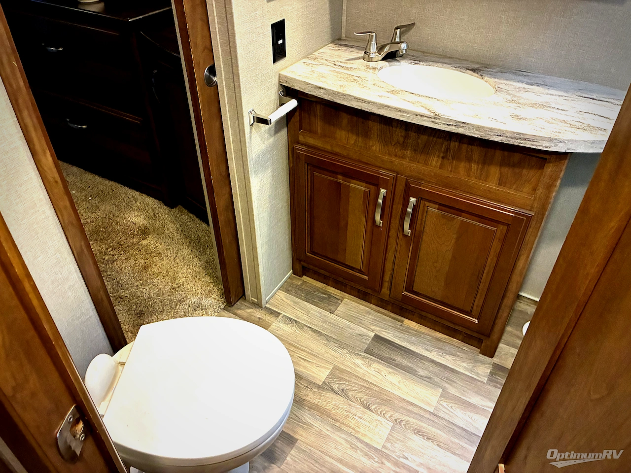 2018 Keystone Montana 3721RL Photo 21