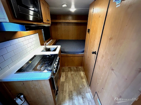 2023 Riverside Retro 165 RV Photo 2