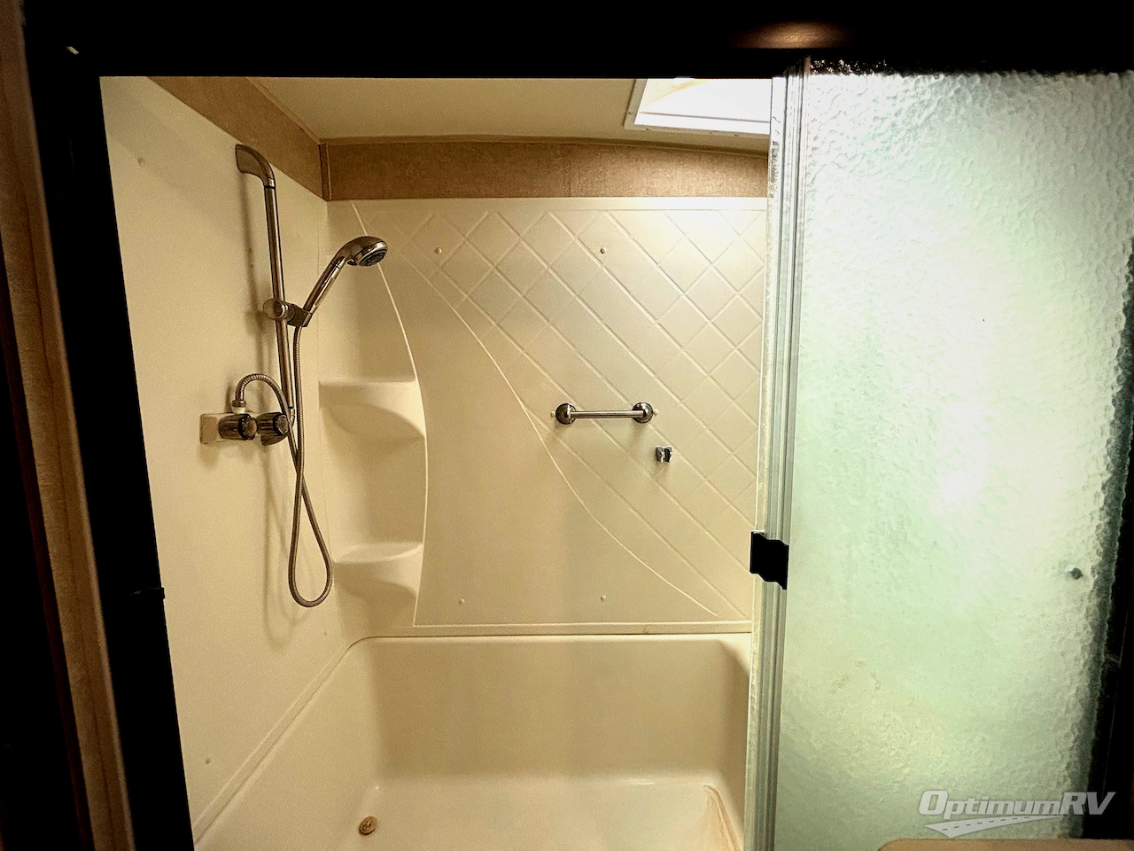 2016 Jayco Eagle 339FLQS Photo 9