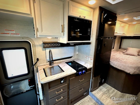 2025 Thor FREEDOM ELITE 21HE RV Photo 2