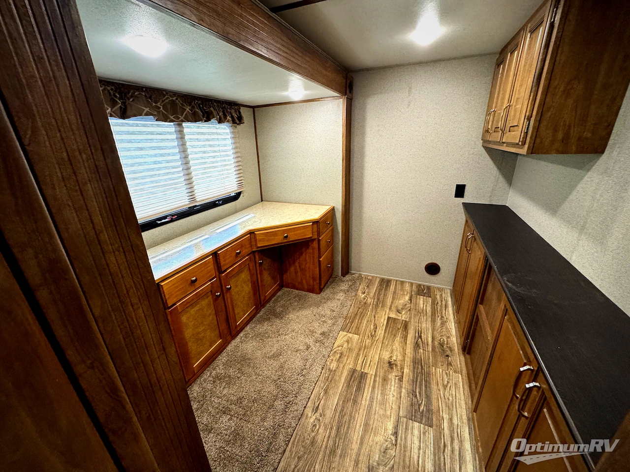 2019 Keystone Laredo 380MB Photo 18