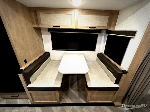 2025 Ember E-Series 22ETS RV Photo 4