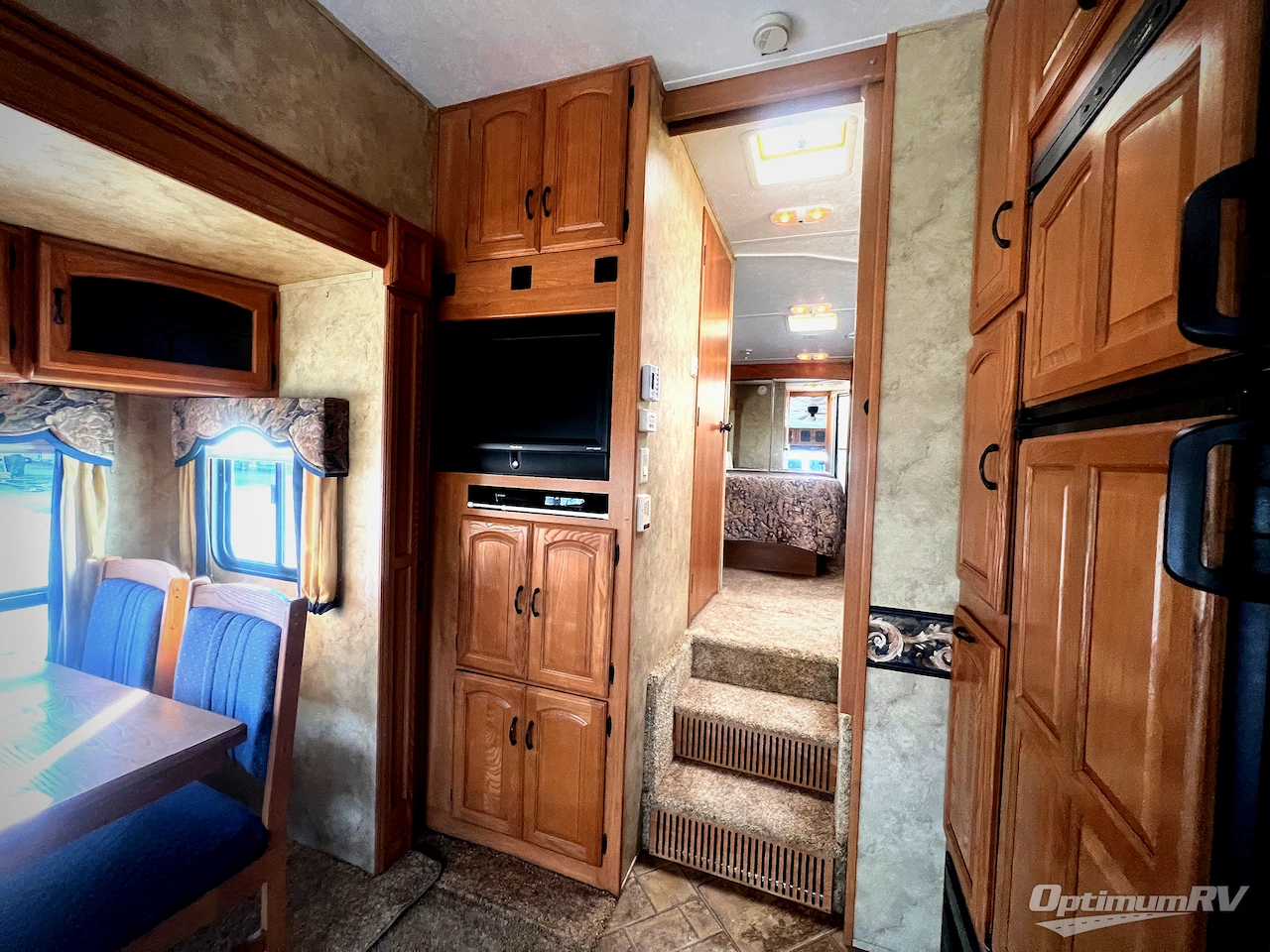 2008 Keystone Montana 2955RL Photo 8