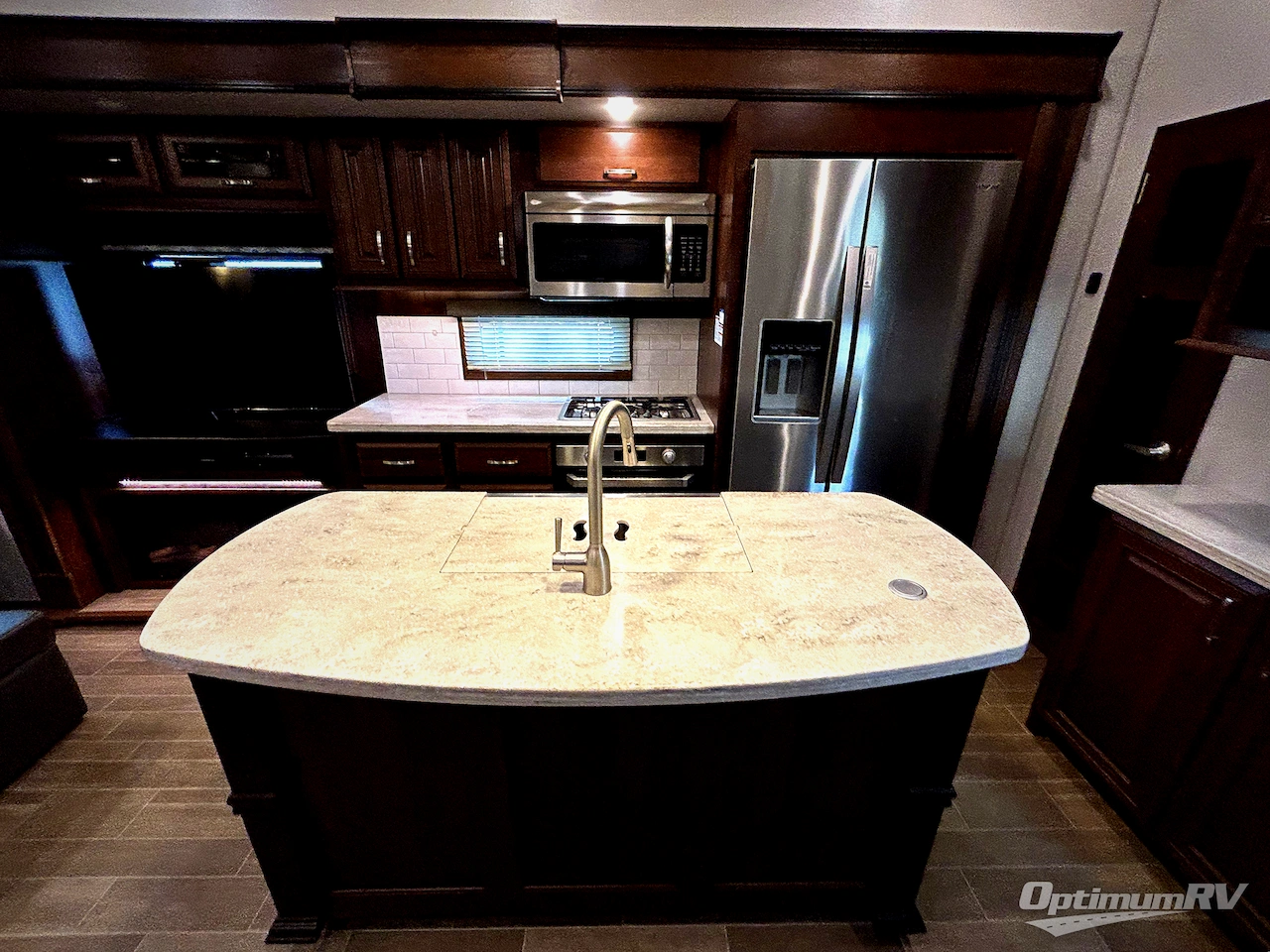 2019 Jayco Pinnacle 32RLTS Photo 3