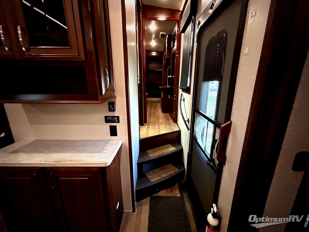 2019 Jayco Pinnacle 32RLTS Photo 4