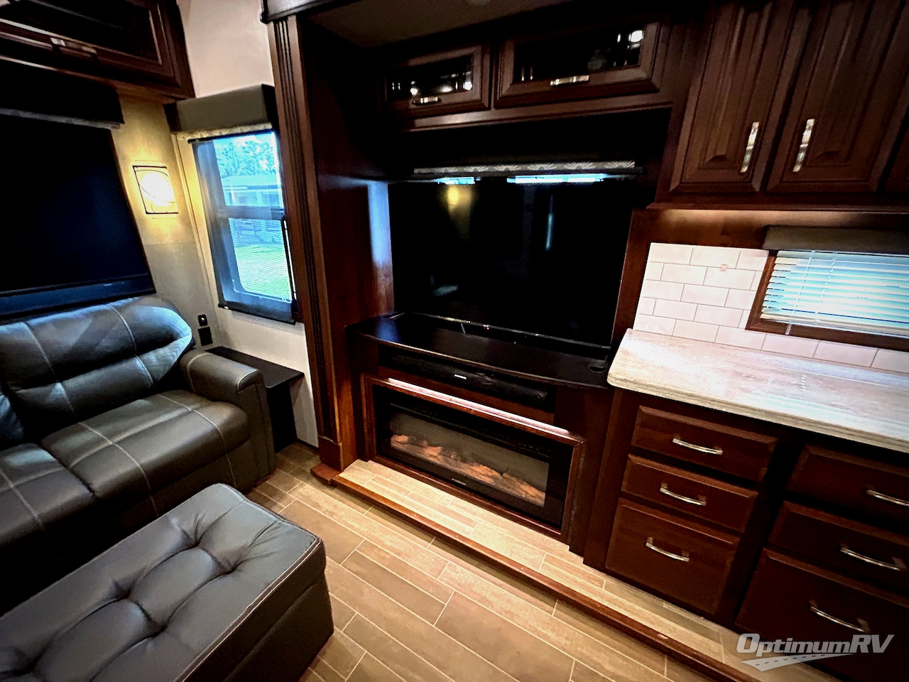 2019 Jayco Pinnacle 32RLTS Photo 15