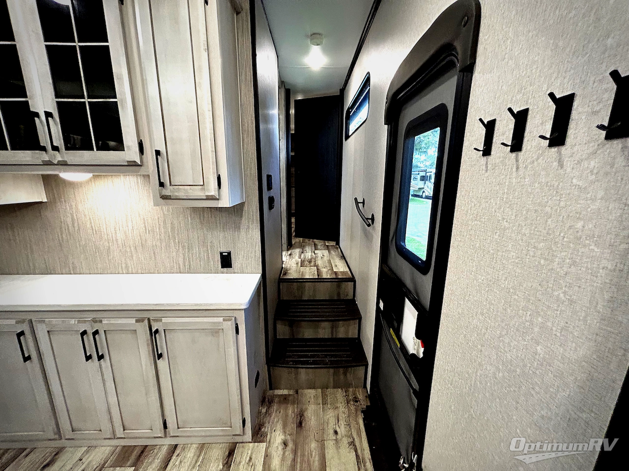 2022 KZ Durango D333RLT Photo 7