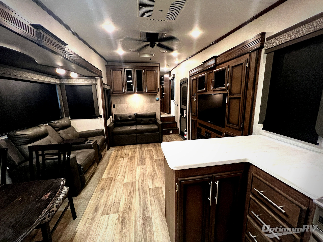 2021 KZ Durango D321RKT Photo 5