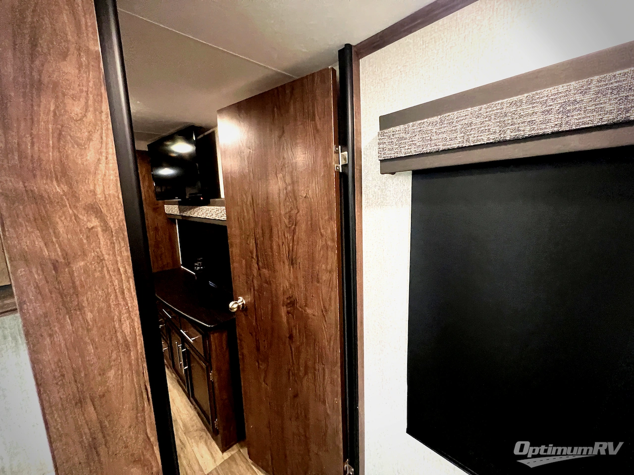 2021 KZ Durango D321RKT Photo 35