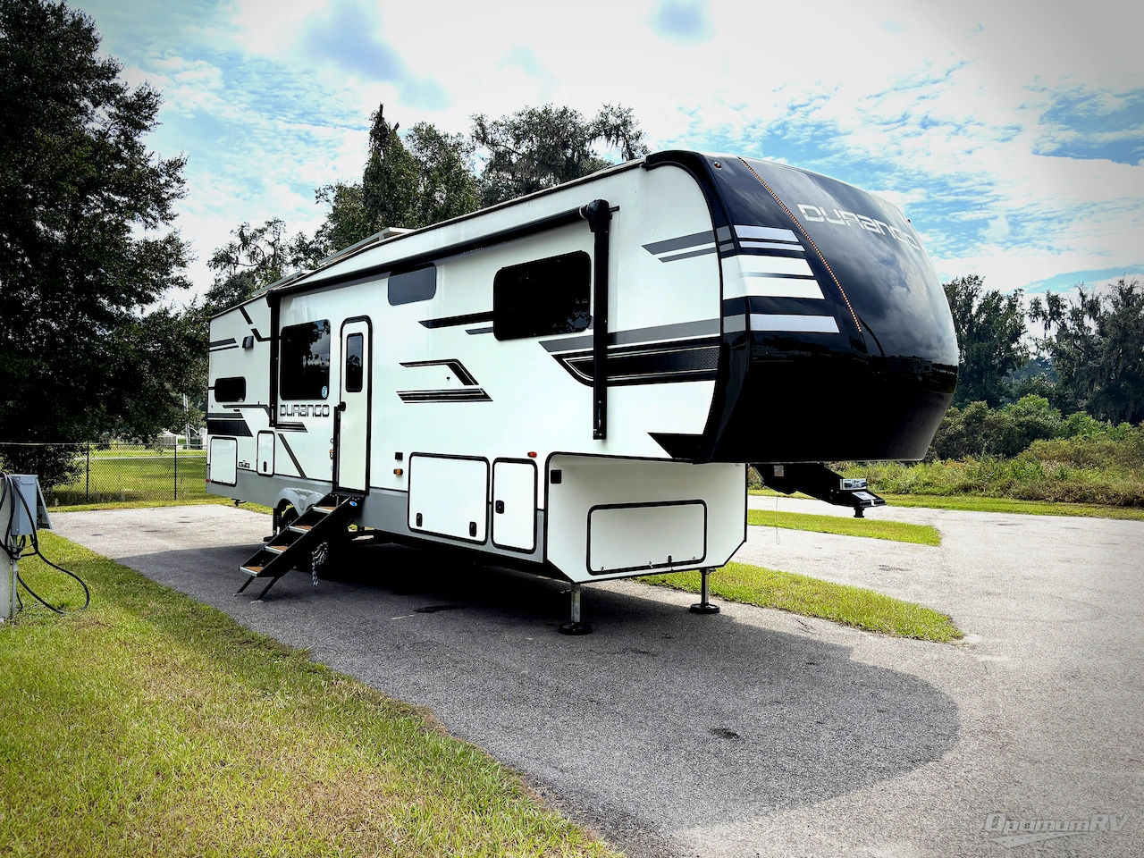 2024 KZ Durango D280RKD Photo 1