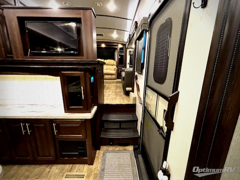2019 Jayco North Point 385THWS RV Photo 2