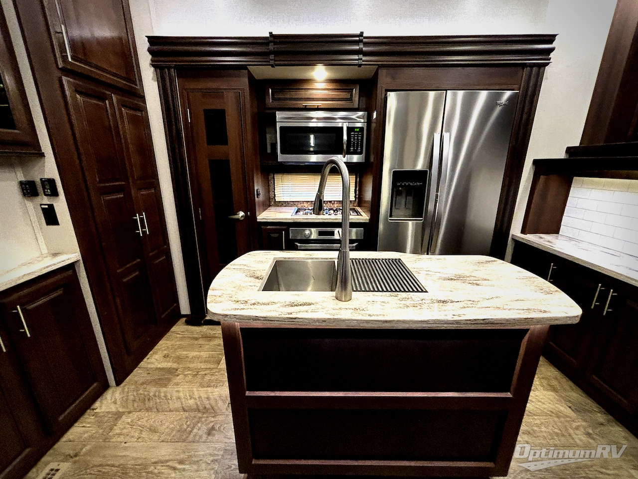 2019 Jayco North Point 385THWS Photo 6