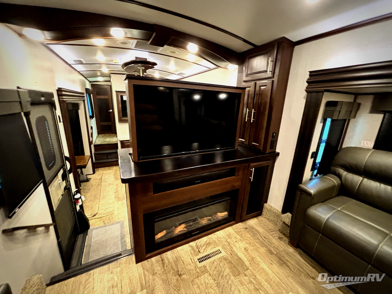 2019 Jayco North Point 385THWS Photo 12
