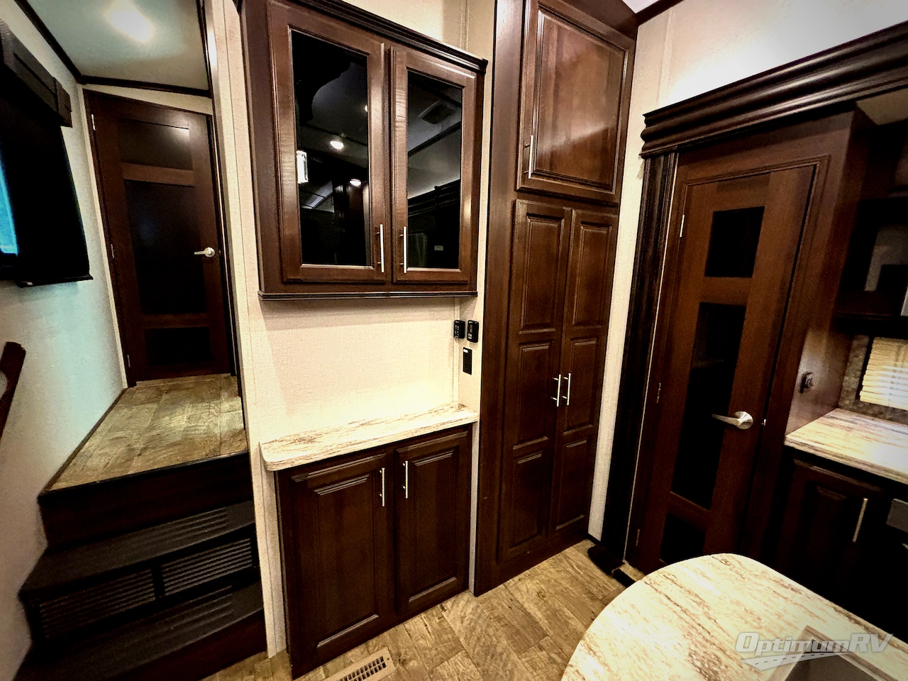 2019 Jayco North Point 385THWS Photo 17